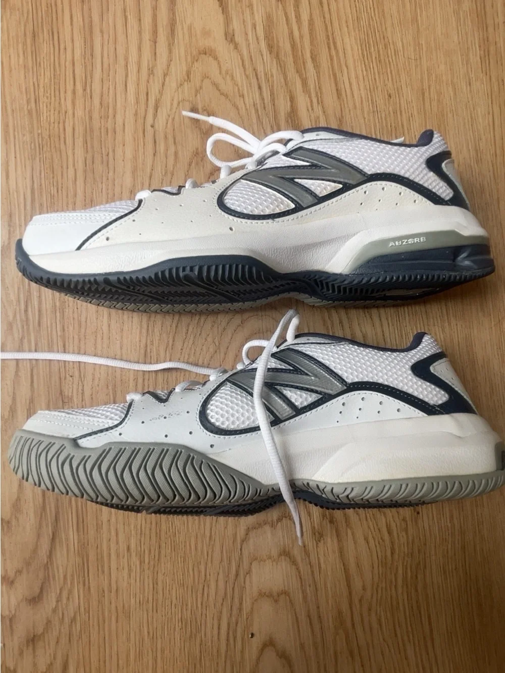 New Balance 786 White and Navy Athletic Running Shoes